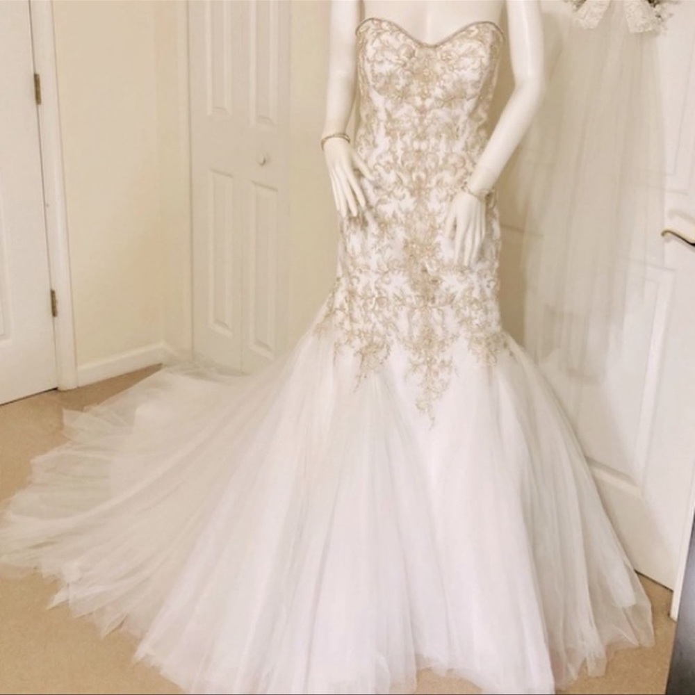 Mermaid style wedding gown